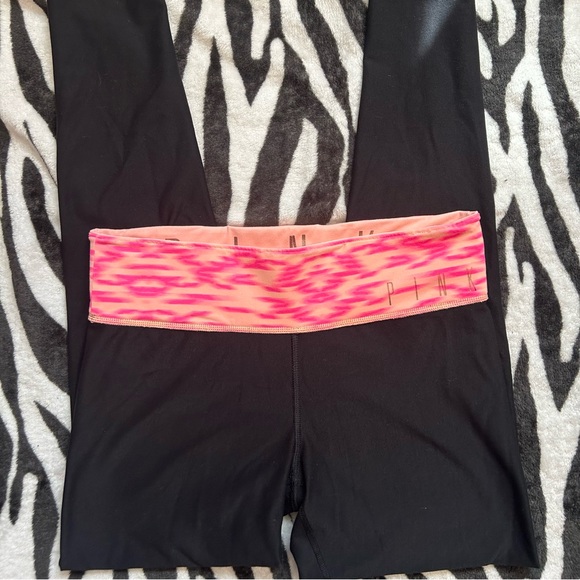 Victoria’s Secret PINK Reversible Leggings - Picture 2 of 5